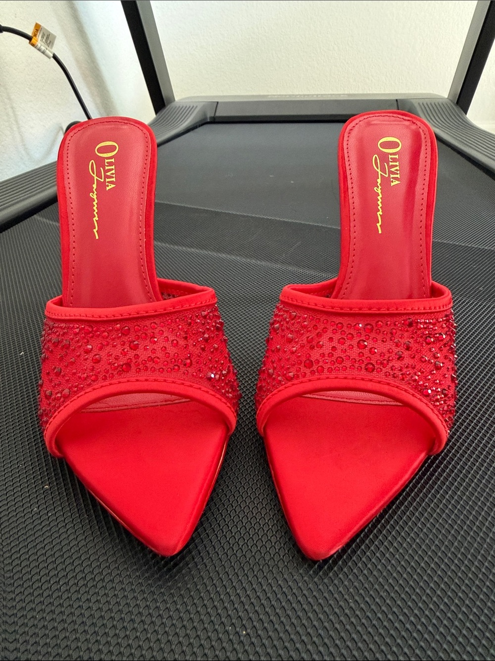 Womens olivia jaymes Red rhinestone Embellished Pointed-Toe 4 inch heel size 6.5